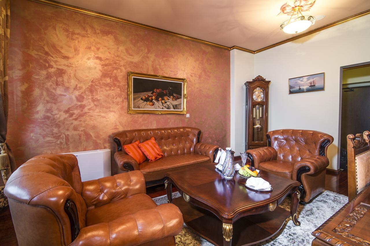 Presidential Suite,630715311:JPEG